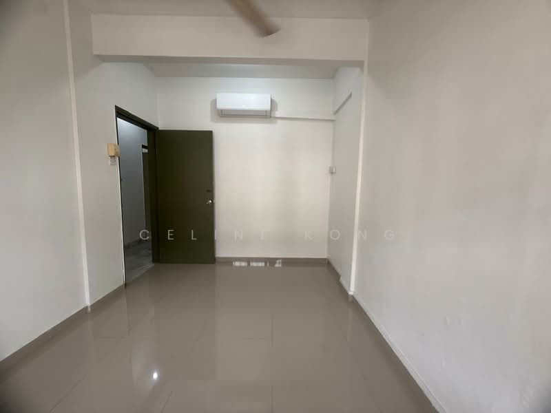Pangsapuri untuk Dijual di Subang Perdana Goodyear Court 8 - Celine Kong - Interior - PropertyGuru.com.my