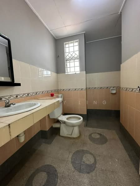 Rumah Teres 2-Tingkat untuk Disewa di Bandar Parklands (Klang) - Willy Ling - Bathroom - PropertyGuru.com.my