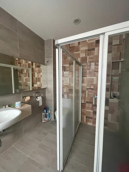 Semi-Detached House for Sale in Taman Chee Seng (Tanjung Bungah) - Kay Wong - Bathroom - PropertyGuru.com.my