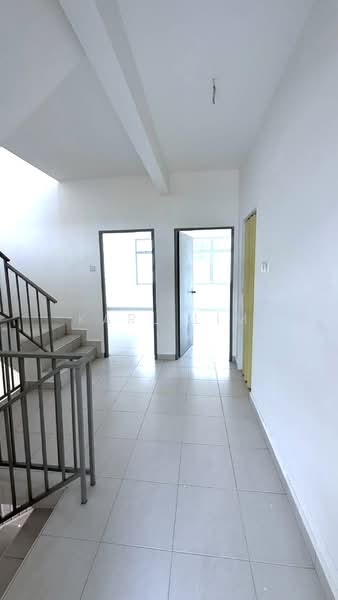 Rumah Teres 3 Tingkat untuk Dijual di Skudai (Johor) - Karl Lim - Entrance - PropertyGuru.com.my