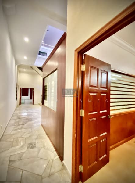 Pejabat untuk Disewa di George Town (Penang) - Ressha Ramesh - Corridor - PropertyGuru.com.my