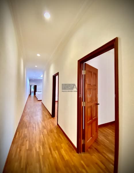 Pejabat untuk Disewa di George Town (Penang) - Ressha Ramesh - Corridor - PropertyGuru.com.my