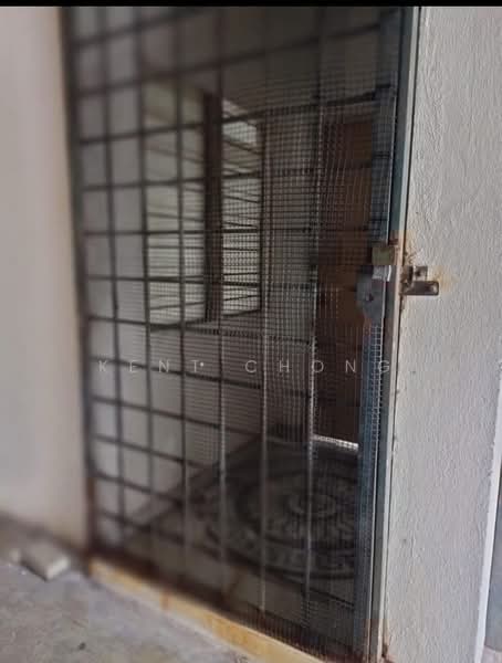 Flat for Sale at Taman Anggerik Villa 2 - Kent Chong - Entrance - PropertyGuru.com.my
