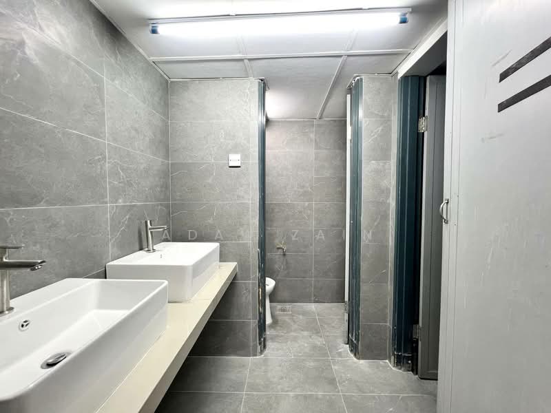 Shop / Office for Rent in Kota Kemuning (Shah Alam) - Adaw Zain - Bathroom - PropertyGuru.com.my