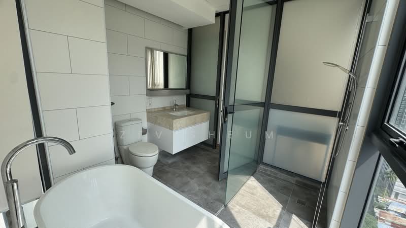 Kondominium untuk Dijual di Twy Duplex Condos - Zev Sheum - PropertyGuru.com.my