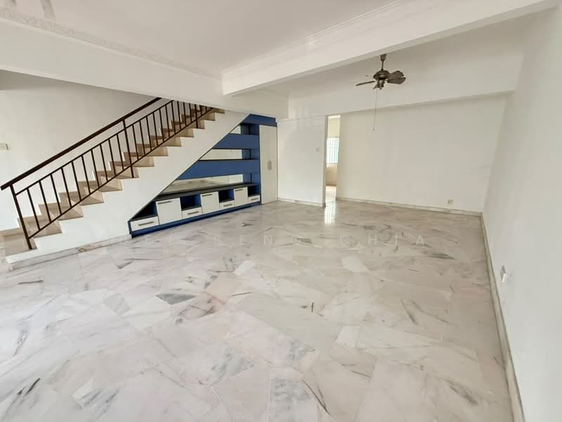 Rumah Teres untuk Dijual di Kota Kemuning (Shah Alam) - Bee Seng Chia - Living Room - PropertyGuru.com.my