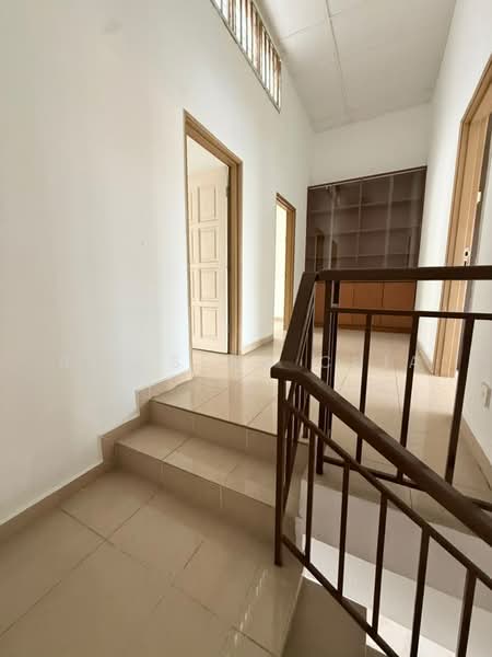 Rumah Teres untuk Dijual di Kota Kemuning (Shah Alam) - Bee Seng Chia - Corridor - PropertyGuru.com.my