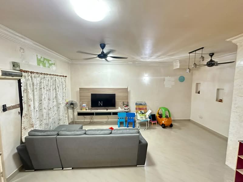 2-storey Terraced House for Rent in Taman Setia Indah (Tebrau) - Min Kong - Living Room - PropertyGuru.com.my