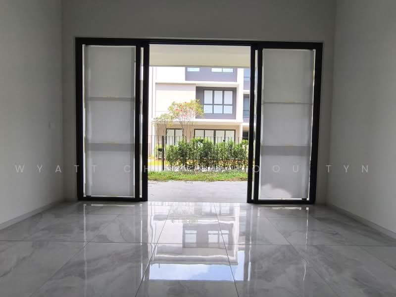 3-storey Terraced House for Sale in Taman Bukit Serdang (Seri Kembangan) - Wyatt Chan Shoou Tyn - Interior - PropertyGuru.com.my
