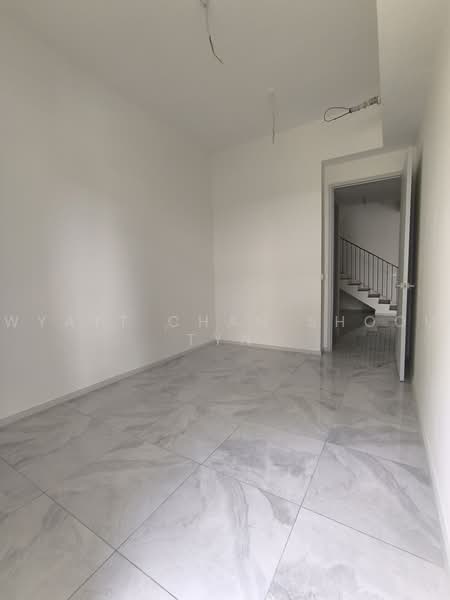 3-storey Terraced House for Sale in Taman Bukit Serdang (Seri Kembangan) - Wyatt Chan Shoou Tyn - Interior - PropertyGuru.com.my