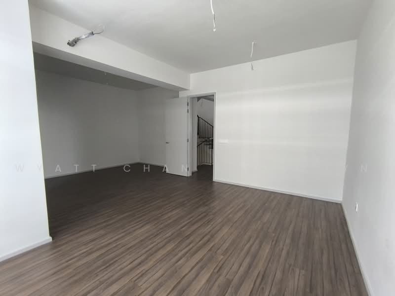 3-storey Terraced House for Sale in Taman Bukit Serdang (Seri Kembangan) - Wyatt Chan Shoou Tyn - Interior - PropertyGuru.com.my