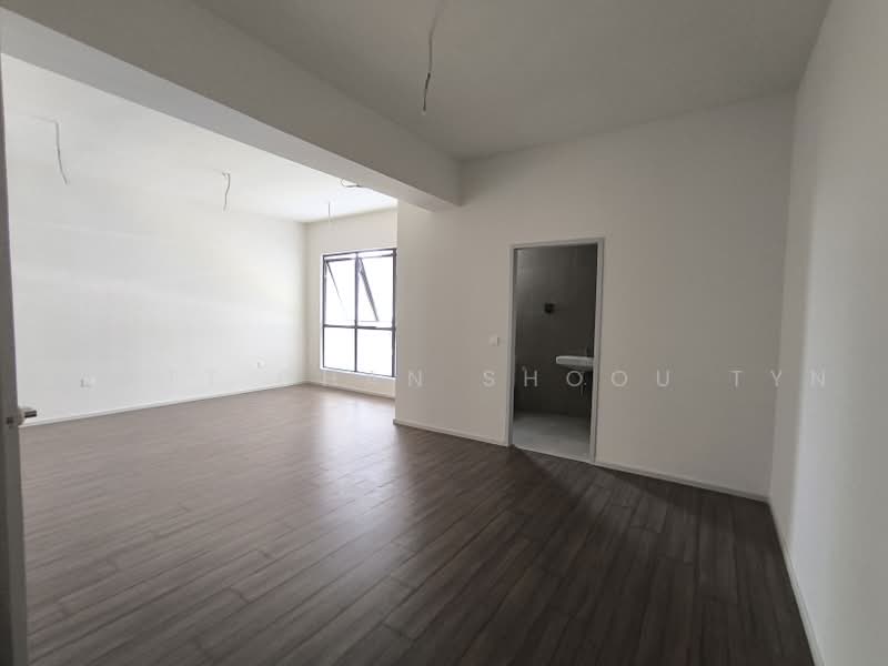 3-storey Terraced House for Sale in Taman Bukit Serdang (Seri Kembangan) - Wyatt Chan Shoou Tyn - Interior - PropertyGuru.com.my