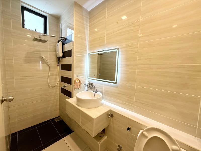 Service Residence for Rent at D'Summit Residences - Min Kong - Bathroom - PropertyGuru.com.my