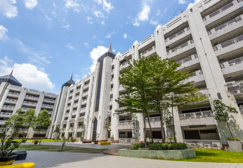 Office for Sale in Bandar Puteri Puchong (Puchong) - Chow Hooi Lee - Exterior - PropertyGuru.com.my