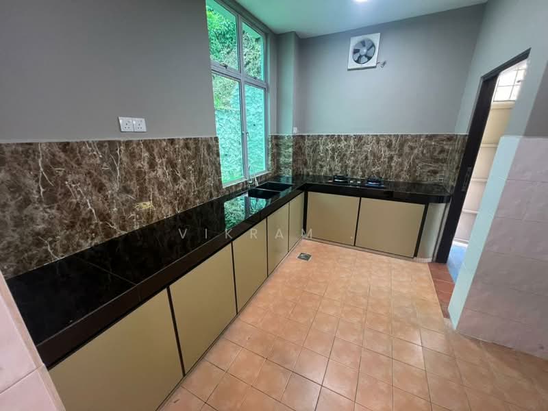 Bungalow for Sale in Bandar Country Homes (Rawang) - Vikram . - PropertyGuru.com.my