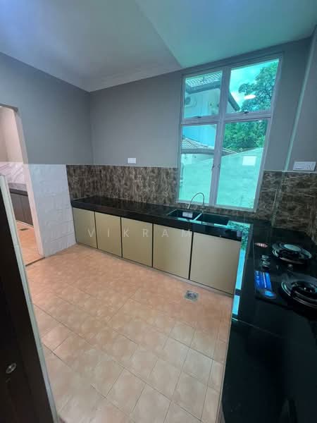 Bungalow for Sale in Bandar Country Homes (Rawang) - Vikram . - PropertyGuru.com.my