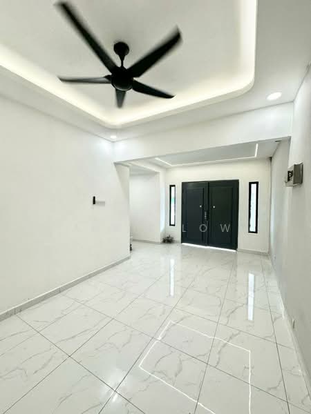 Rumah Teres 1 Tingkat untuk Dijual di Masai (Johor) - Annie Low - Entrance - PropertyGuru.com.my