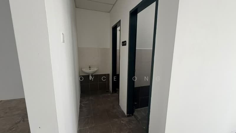 Shop for Rent in Austin Crest (Johor Bahru) - Joyce Ong - Corridor - PropertyGuru.com.my