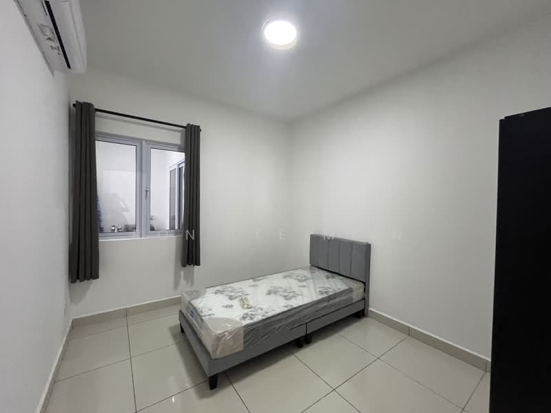Kondominium untuk Disewa di Aurora Residence @ Lake Side City - Pon Lee Miin - Bedroom - PropertyGuru.com.my