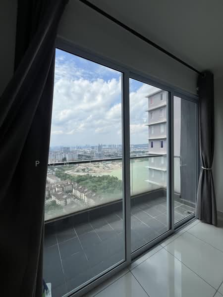 Kondominium untuk Disewa di Aurora Residence @ Lake Side City - Pon Lee Miin - Balcony - PropertyGuru.com.my