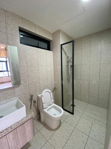 Service Residence for Rent at The Rosewoodz @ Bukit Jalil - Wan Hung Liew - Bathroom - PropertyGuru.com.my