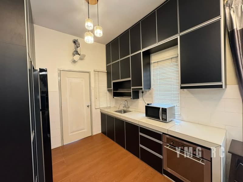 2-storey Terraced House for Rent in Bandar Botanic (Klang) - Raymond Choo - Kitchen - PropertyGuru.com.my