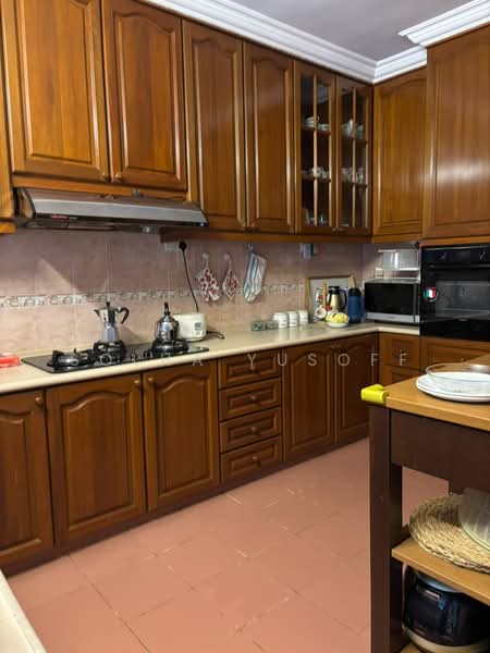 Semi-Detached House for Sale in SS14 (Subang Jaya) - Solha Binti Mohd Yusoff - Kitchen - PropertyGuru.com.my