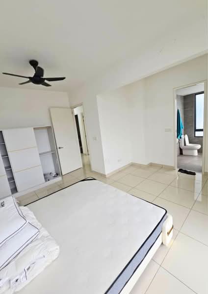 Service Residence for Sale at Woodsbury Suites - Clifton Chee - Bedroom - PropertyGuru.com.my