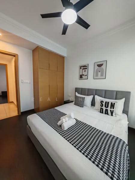 Kondominium untuk Dijual di R&F Princess Cove Phase 2-Seine Region - Real Chew - Bedroom - PropertyGuru.com.my