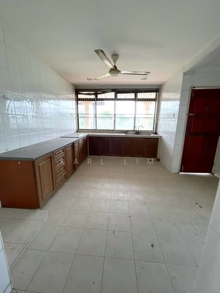 Rumah Teres 1.5 Tingkat untuk Dijual di Taman Pelangi (Johor Bahru) - Karl Lim - Kitchen - PropertyGuru.com.my