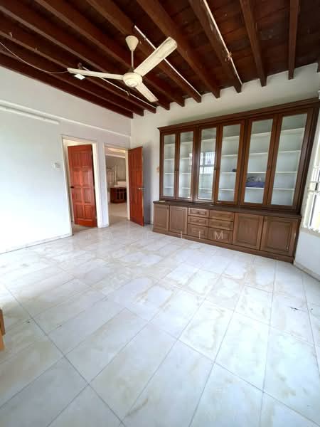 Rumah Teres 1.5 Tingkat untuk Dijual di Taman Pelangi (Johor Bahru) - Karl Lim - Living Room - PropertyGuru.com.my