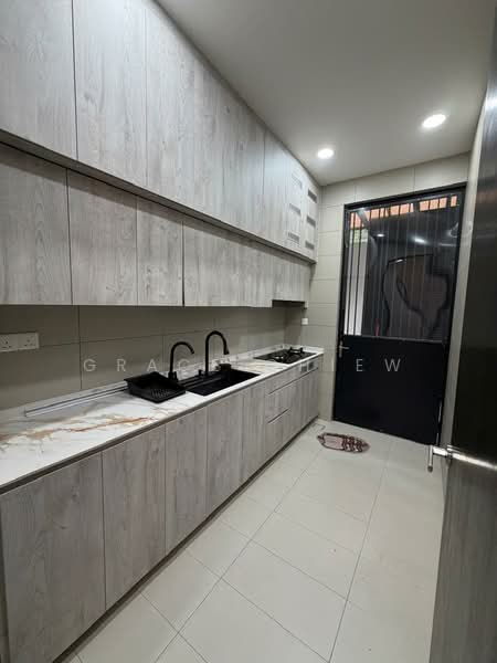 Rumah Teres 2 Tingkat untuk Disewa di Masai (Johor) - Grace Chiew - Kitchen - PropertyGuru.com.my
