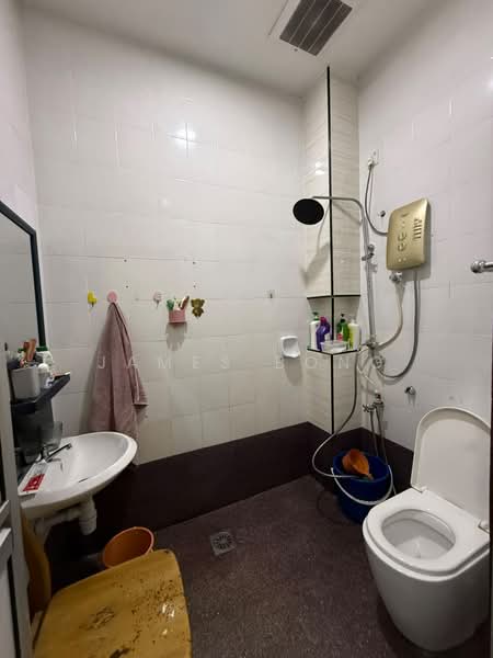 1-storey Terraced House for Sale in Austin Crest (Johor Bahru) - James Bong - Bathroom - PropertyGuru.com.my