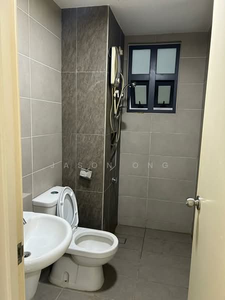 Kondominium untuk Dijual di Ascenda Residence @ Skyarena - Jason Ong - Bathroom - PropertyGuru.com.my