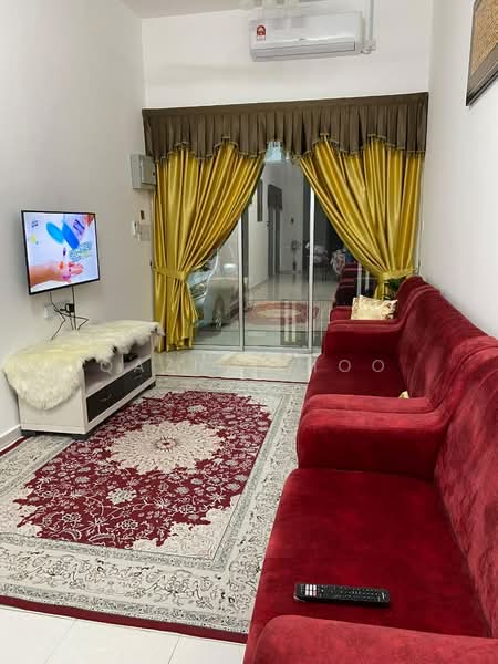 1-storey Terraced House for Rent in Taman Meru (Ipoh) - Qazin Khoo - Living Room - PropertyGuru.com.my