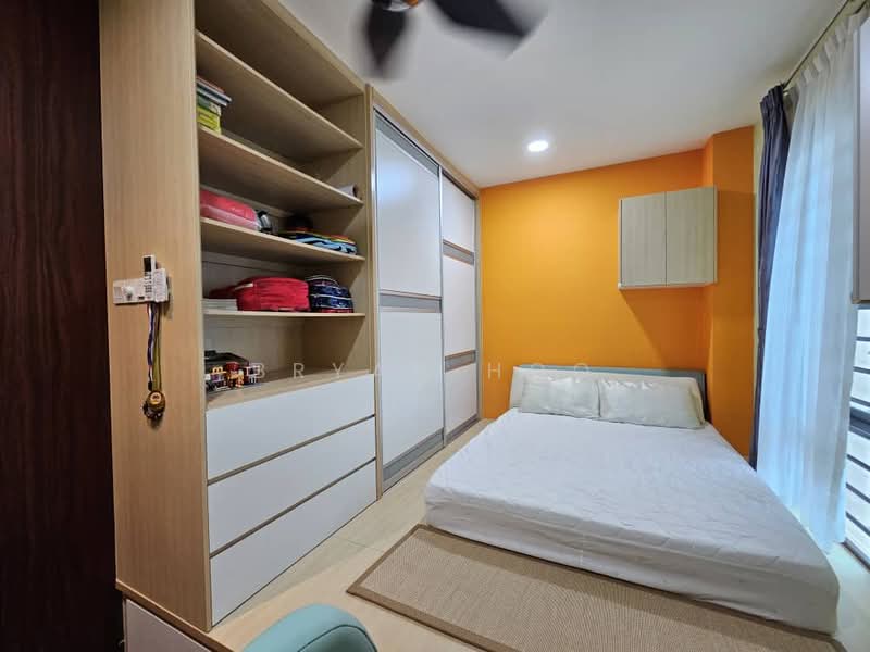 Rumah Teres 3-Tingkat untuk Dijual di Taman Saujana Suria (Kajang) - Bryan Hoo - Bedroom - PropertyGuru.com.my