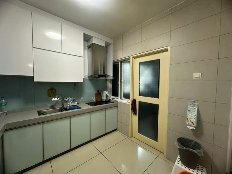 Pangsapuri untuk Dijual di Larkin Residence (Phase Three) - Shanice Tan - Kitchen - PropertyGuru.com.my