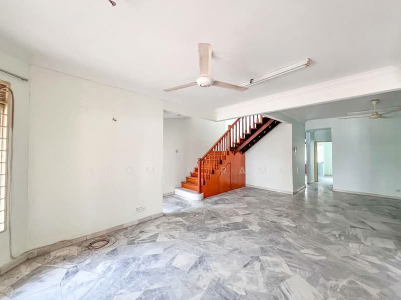 2-storey Terraced House for Sale in Alam Damai (Cheras) - Luqman Ramli - Living Room - PropertyGuru.com.my
