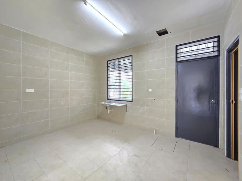 Rumah Teres 2 Tingkat untuk Dijual di Taman Puteri Wangsa (Ulu Tiram) - Wallace Ang - PropertyGuru.com.my