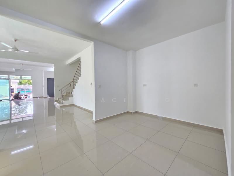 Rumah Teres 2 Tingkat untuk Dijual di Taman Puteri Wangsa (Ulu Tiram) - Wallace Ang - PropertyGuru.com.my