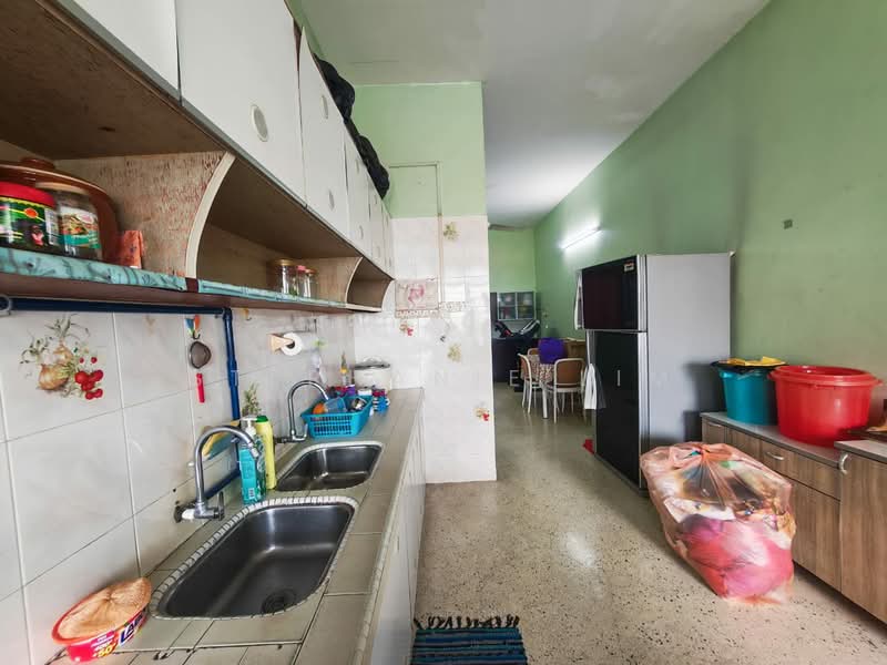 Rumah Flat untuk Disewa di Wisma Hooi Lam - Stephanie Lim - Kitchen - PropertyGuru.com.my