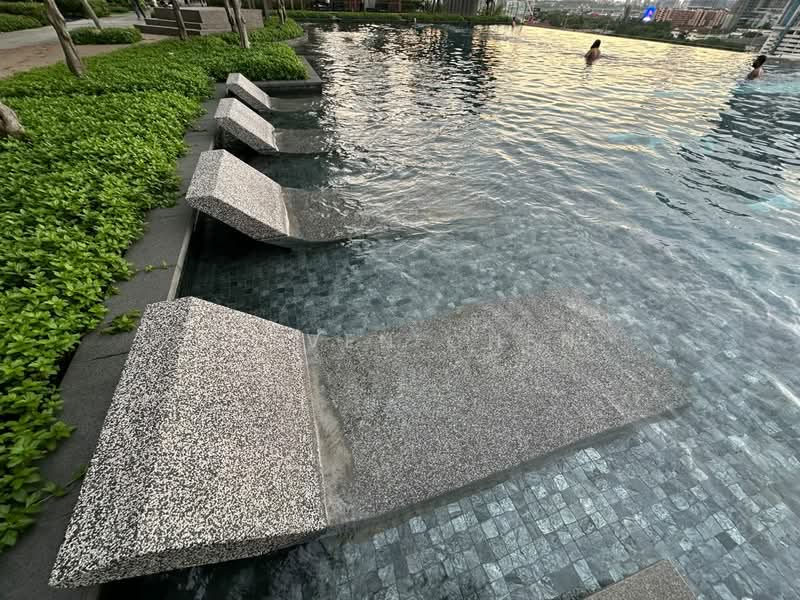 Servis Apartment untuk Disewa di M Vertica - Steven Chen - Pool - PropertyGuru.com.my