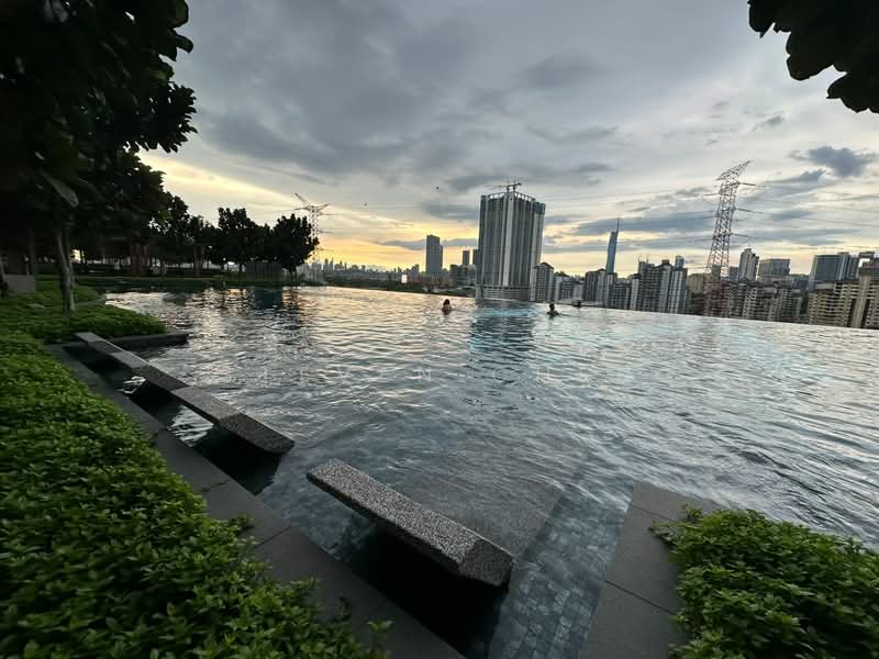 Servis Apartment untuk Disewa di M Vertica - Steven Chen - Pool - PropertyGuru.com.my