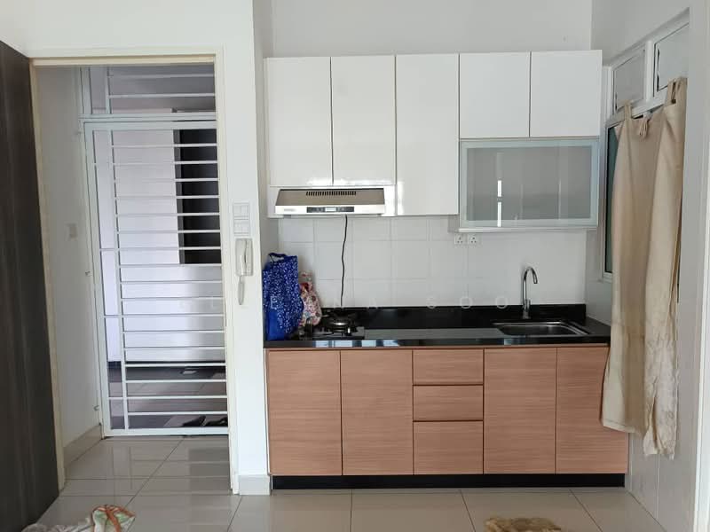 Service Residence for Sale at Skysuites @ Meldrum Hills - Elleyna Soo - Kitchen - PropertyGuru.com.my