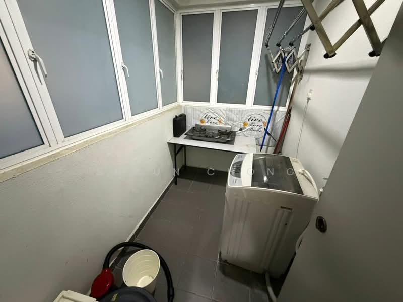 Kondominium untuk Disewa di Ivory Residence - Shaun Chong - Balcony - PropertyGuru.com.my
