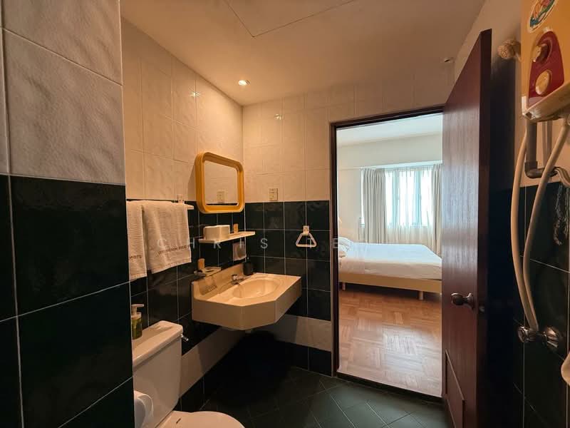 Condominium for Rent at Silverton Condominium - Chris Teoh - Bathroom - PropertyGuru.com.my