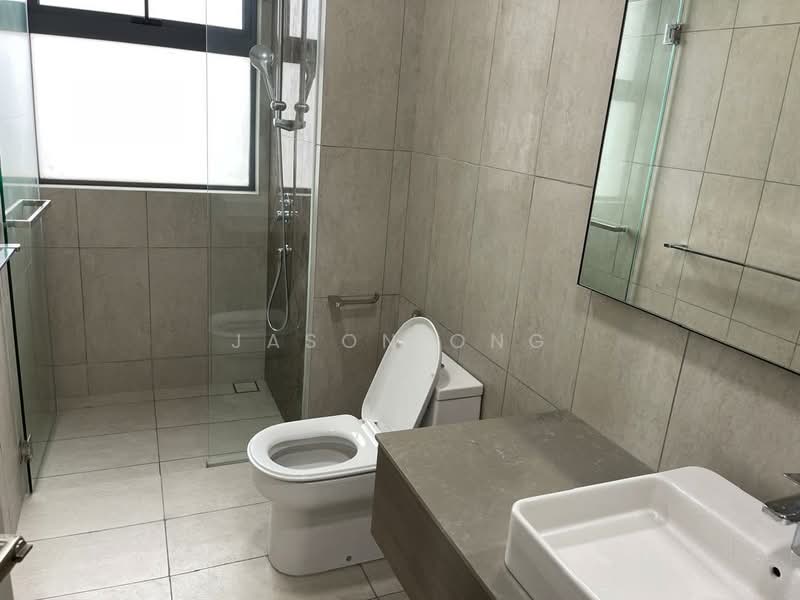 Servis Apartment untuk Dijual di Datum Jelatek Residence - Jason Ong - Bathroom - PropertyGuru.com.my