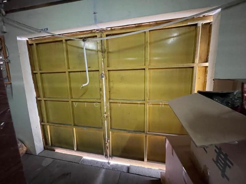 Factory for Rent in Taman Ehsan (Kepong) - Vicky Tan - Entrance - PropertyGuru.com.my