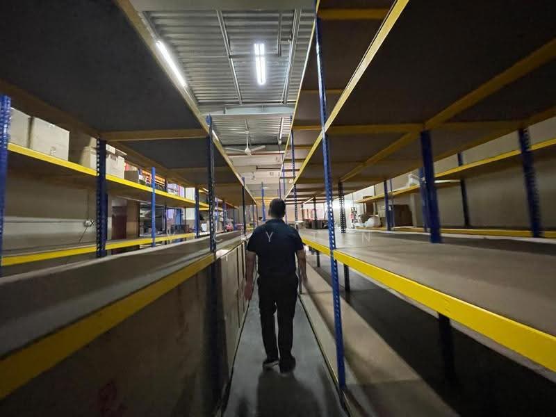 Factory for Rent in Taman Ehsan (Kepong) - Vicky Tan - Interior - PropertyGuru.com.my