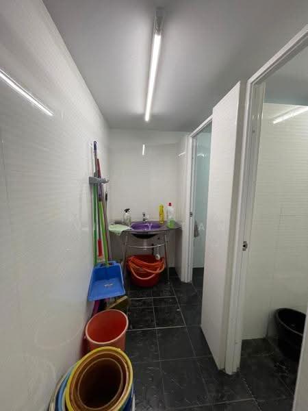 Factory for Rent in Taman Ehsan (Kepong) - Vicky Tan - Bathroom - PropertyGuru.com.my